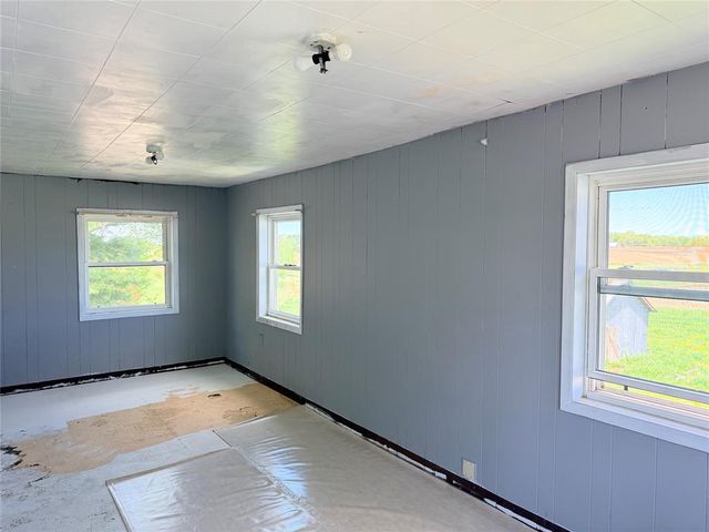 26692 165th Avenue, Cadott, WI 54727