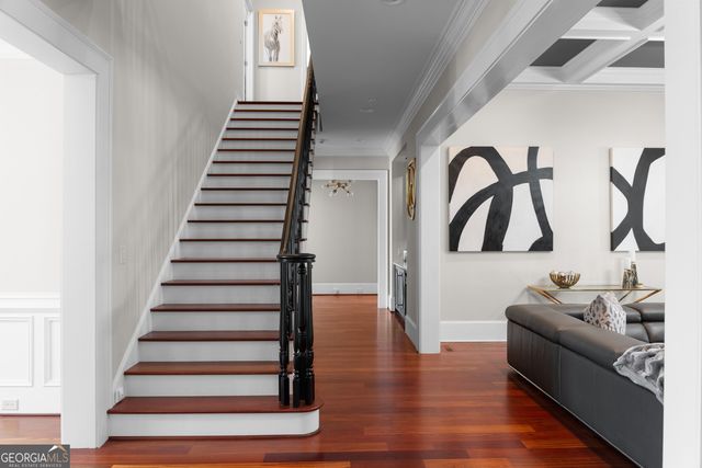 980 Fenimore Circle, Sandy Springs, GA 30350