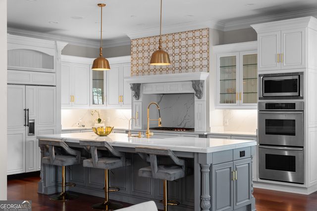 980 Fenimore Circle, Sandy Springs, GA 30350