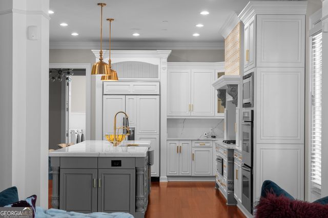 980 Fenimore Circle, Sandy Springs, GA 30350