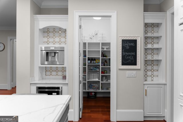 980 Fenimore Circle, Sandy Springs, GA 30350