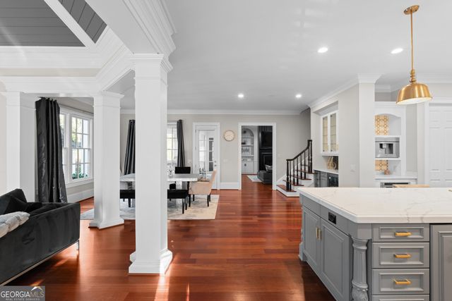 980 Fenimore Circle, Sandy Springs, GA 30350