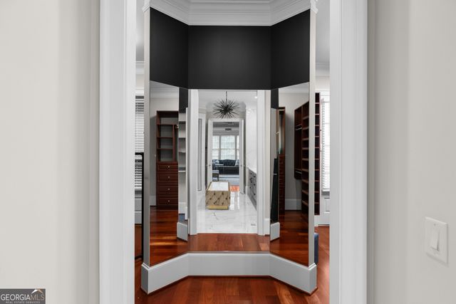 980 Fenimore Circle, Sandy Springs, GA 30350