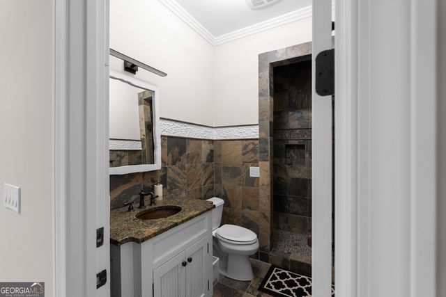 980 Fenimore Circle, Sandy Springs, GA 30350