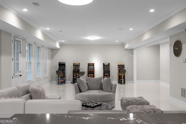 980 Fenimore Circle, Sandy Springs, GA 30350