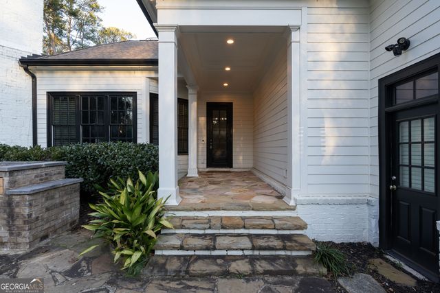 980 Fenimore Circle, Sandy Springs, GA 30350