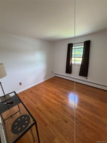 32 Dicktown Road, Carmel, NY 10512