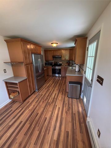 32 Dicktown Road, Carmel, NY 10512