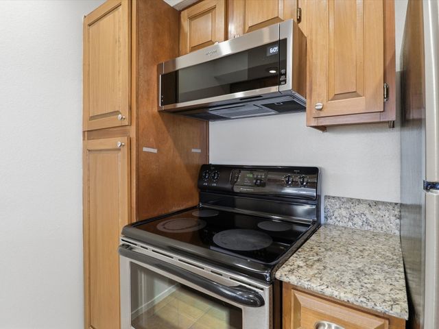 2501 W Zia Road 10-102, Santa Fe, NM 87505