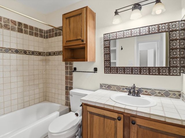 2501 W Zia Road 10-102, Santa Fe, NM 87505