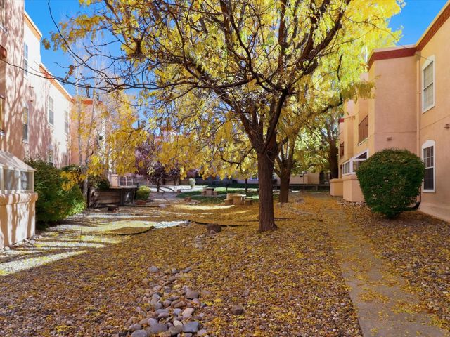 2501 W Zia Road 10-102, Santa Fe, NM 87505