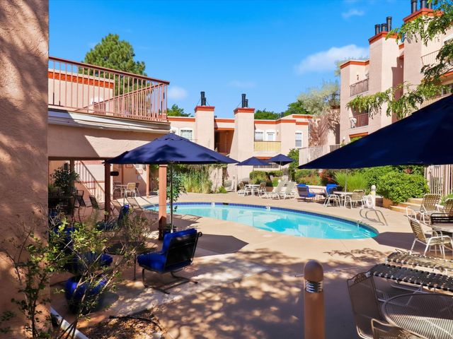 2501 W Zia Road 10-102, Santa Fe, NM 87505