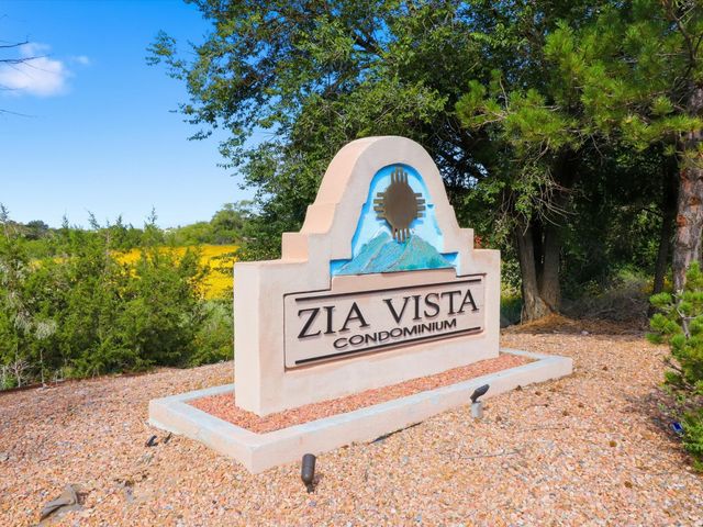 2501 W Zia Road 10-102, Santa Fe, NM 87505