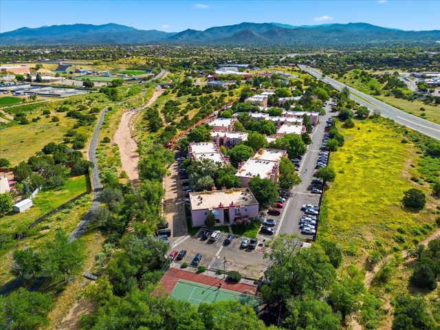 2501 W Zia Road 10-102, Santa Fe, NM 87505