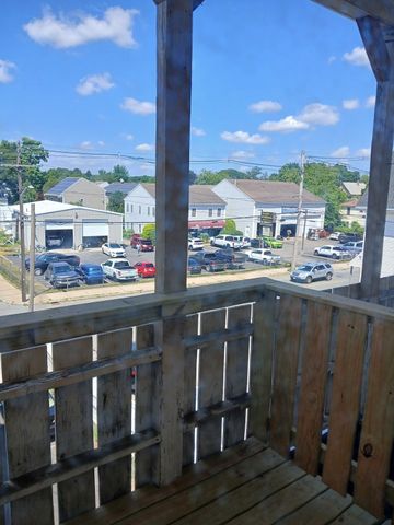 600 Warren Ave 3, Brockton, MA 02301