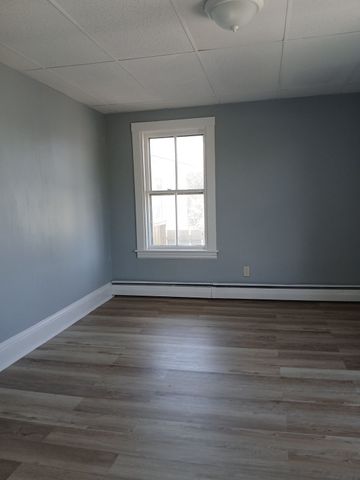600 Warren Ave 3, Brockton, MA 02301