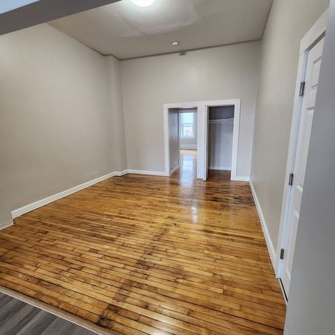 92.5 Maple St 4, Northampton, MA 01062