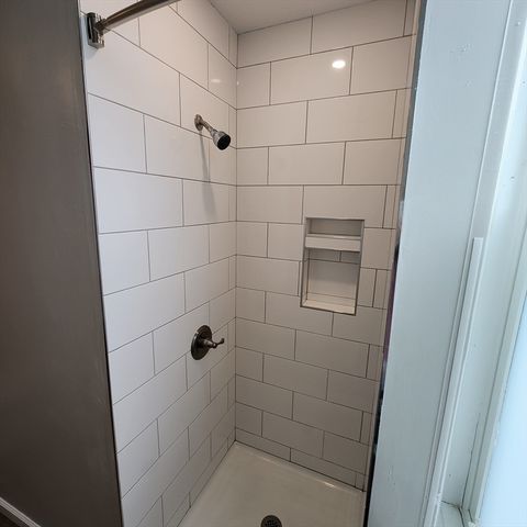 92.5 Maple St 4, Northampton, MA 01062