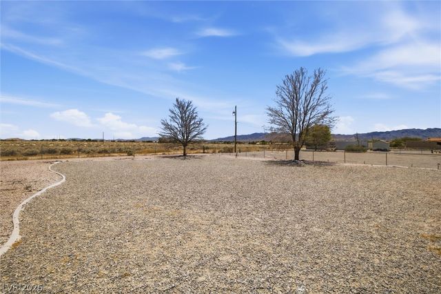 701 Mount Charleston Drive, Pahrump, NV 89048