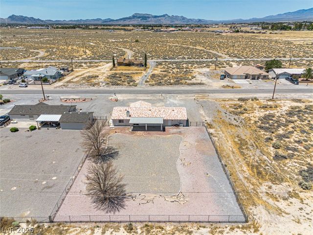701 Mount Charleston Drive, Pahrump, NV 89048