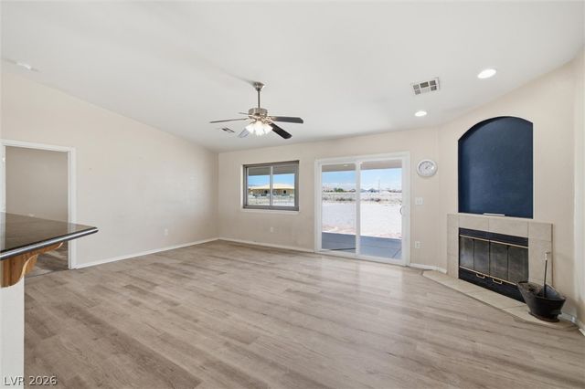 701 Mount Charleston Drive, Pahrump, NV 89048