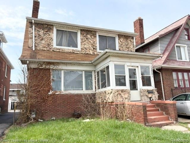 12081 Santa Rosa Drive, Detroit, MI 48204