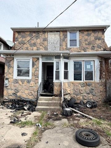 12081 Santa Rosa Drive, Detroit, MI 48204