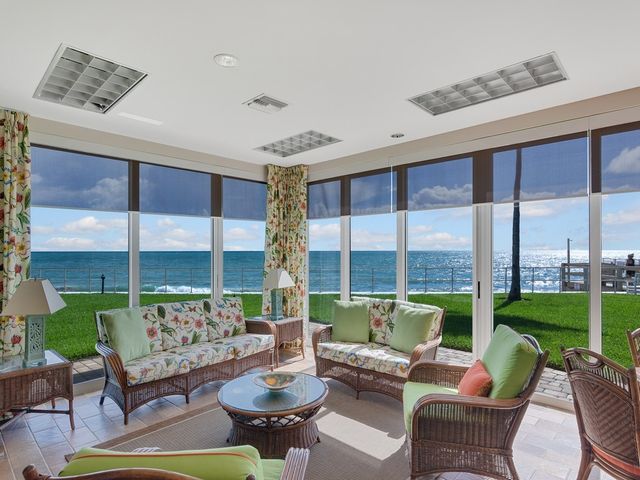 3554 Ocean Drive 302S, Vero Beach, FL 32963