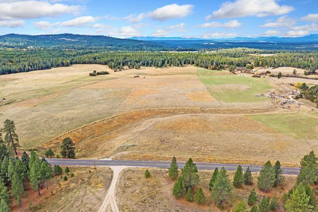 36277 E Elk Chattaroy Rd, Elk, WA 99009 property photo