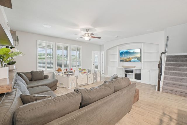 6301 Meandering Creek Drive, Denton, TX 76226