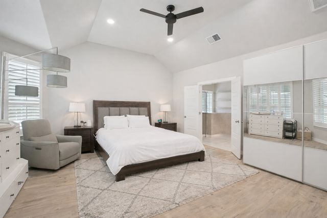 6301 Meandering Creek Drive, Denton, TX 76226