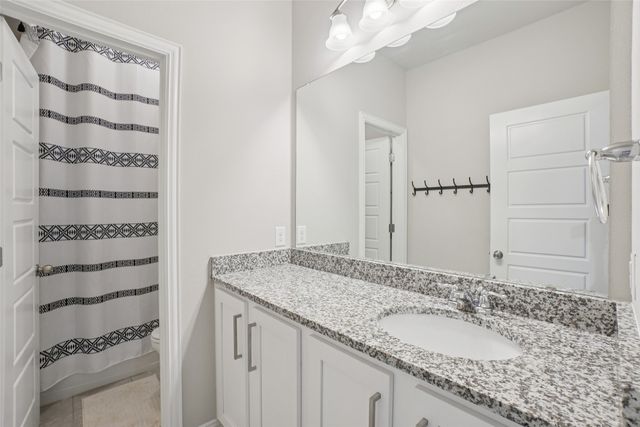 6301 Meandering Creek Drive, Denton, TX 76226