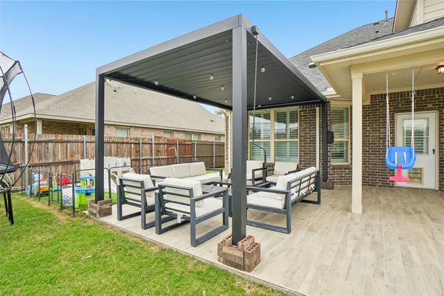 6301 Meandering Creek Drive, Denton, TX 76226