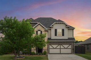 6301 Meandering Creek Drive, Denton, TX 76226