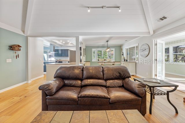 27 White Oaks Cir, Bluffton, SC 29910