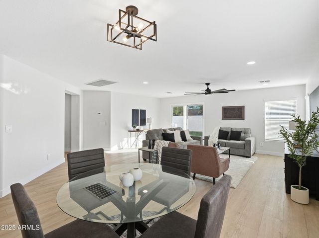 3163 E MINERAL PARK Road, San Tan Valley, AZ 85143