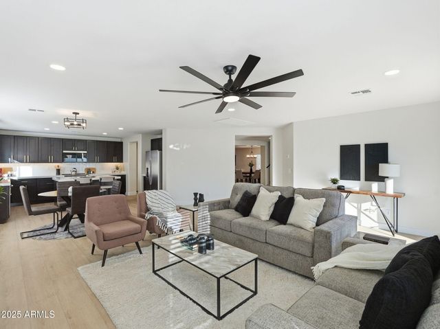 3163 E MINERAL PARK Road, San Tan Valley, AZ 85143