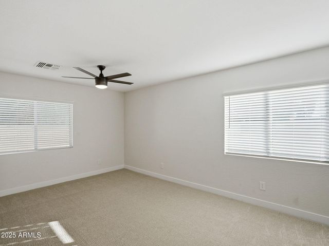 3163 E MINERAL PARK Road, San Tan Valley, AZ 85143