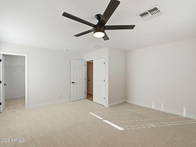 3163 E MINERAL PARK Road, San Tan Valley, AZ 85143