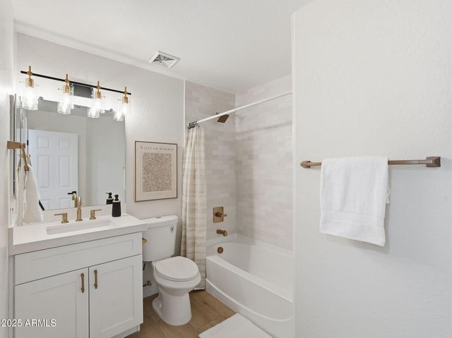 3163 E MINERAL PARK Road, San Tan Valley, AZ 85143