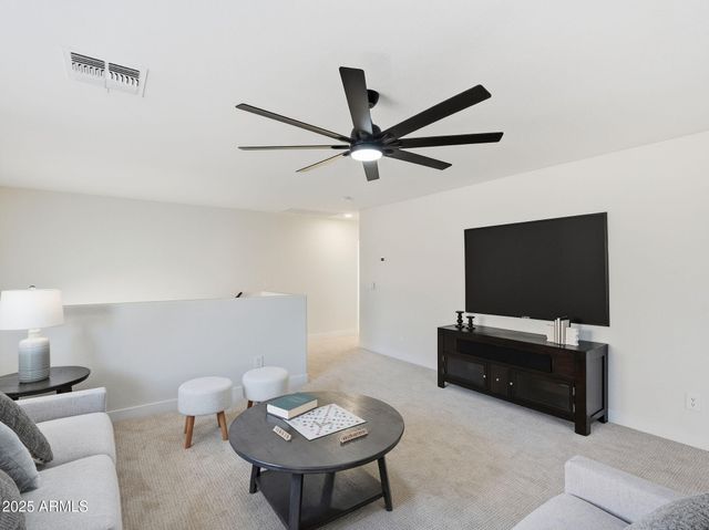 3163 E MINERAL PARK Road, San Tan Valley, AZ 85143