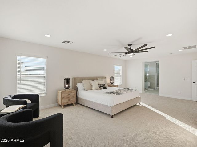 3163 E MINERAL PARK Road, San Tan Valley, AZ 85143