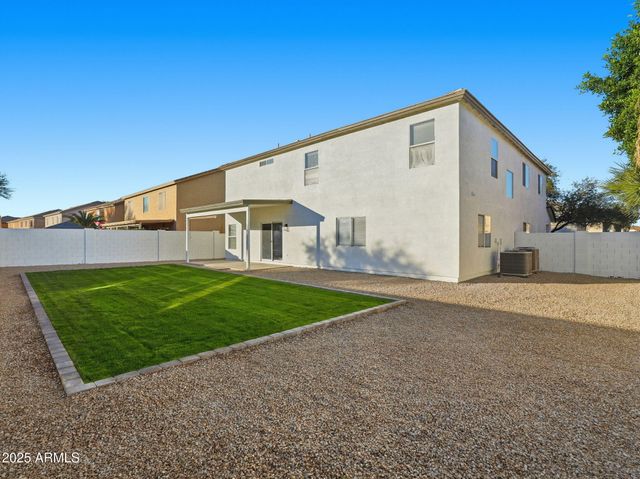 3163 E MINERAL PARK Road, San Tan Valley, AZ 85143