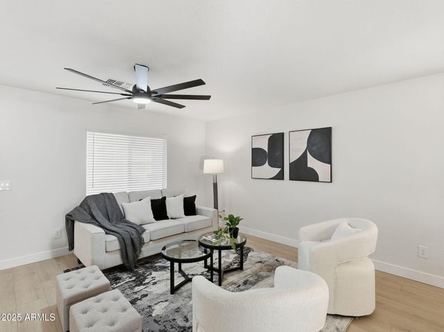 3163 E MINERAL PARK Road, San Tan Valley, AZ 85143