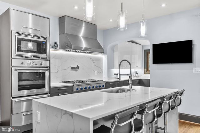 3605 VAN NESS ST NW, Washington, DC 20008