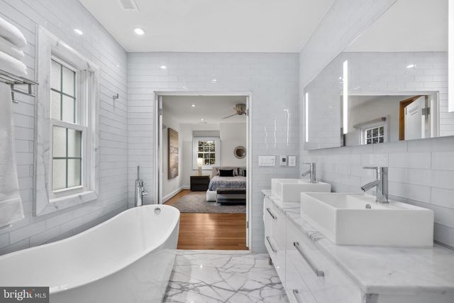 3605 VAN NESS ST NW, Washington, DC 20008
