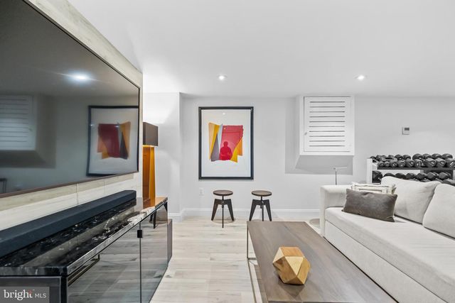 3605 VAN NESS ST NW, Washington, DC 20008