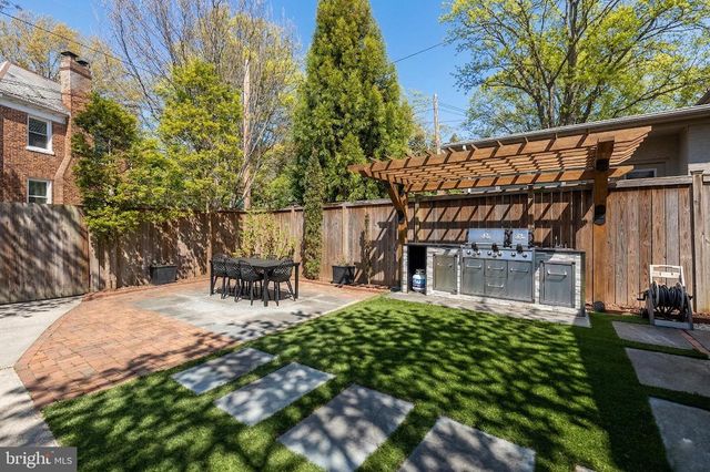 3605 VAN NESS ST NW, Washington, DC 20008