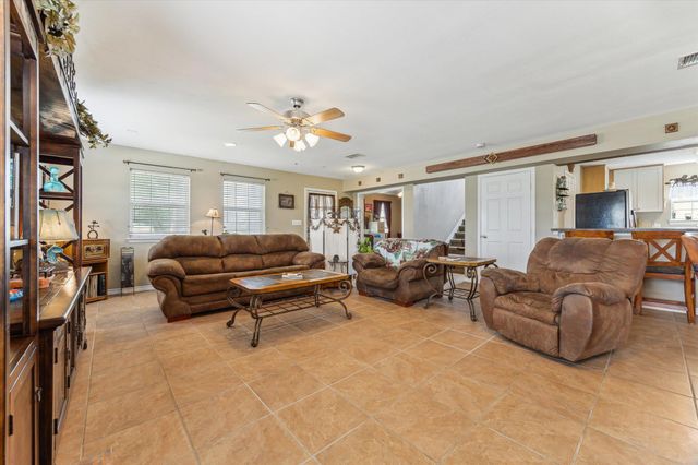 2334 County Road 464, Elgin, TX 78621