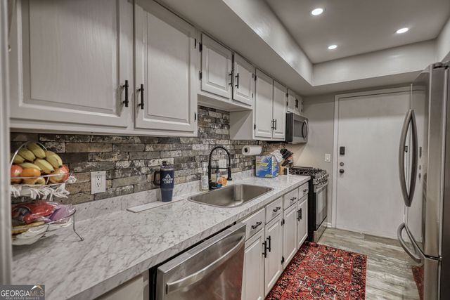 6851 Roswell Rd Apt C 8 APT C 8, Sandy Springs, GA 30328